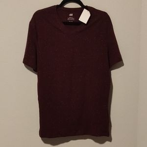 New NWT H&M men's slight v neck t-shirt Large